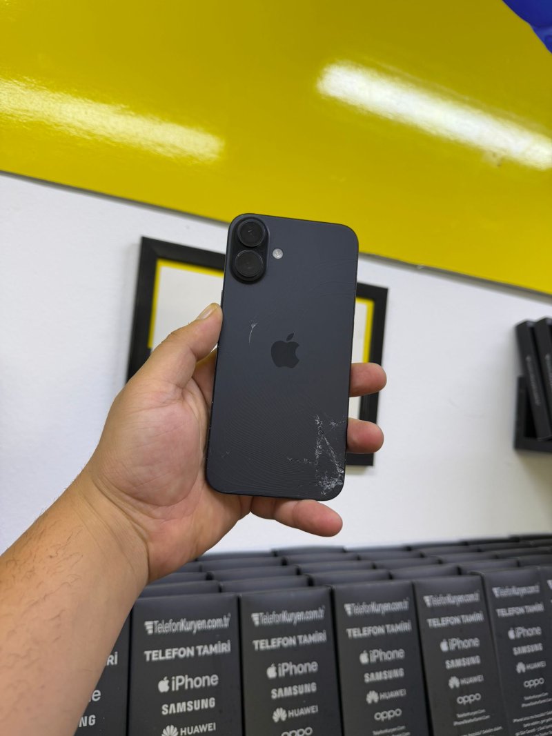 iPhone 15 Pro Max Screen Replacement Antalya